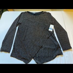 Karen Kane metallic strip long sleeve top. Size XL